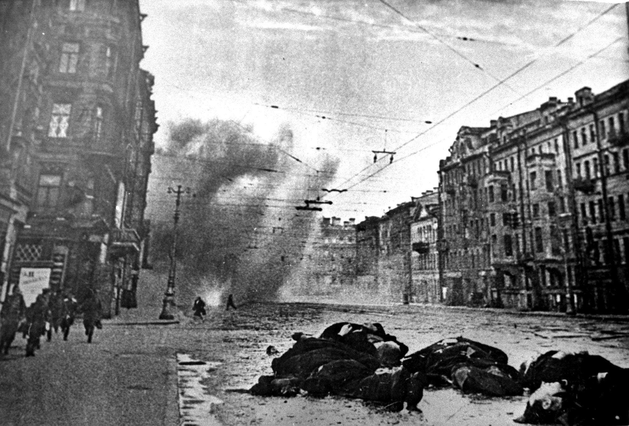 Ленинград в первые годы блокады